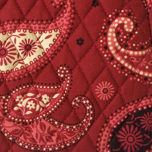 Vera Bradley Mesa Red hipster purse - Picture 5 of 6